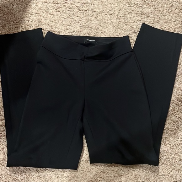 Express columnist straight high-rise - Picture 3 of 5